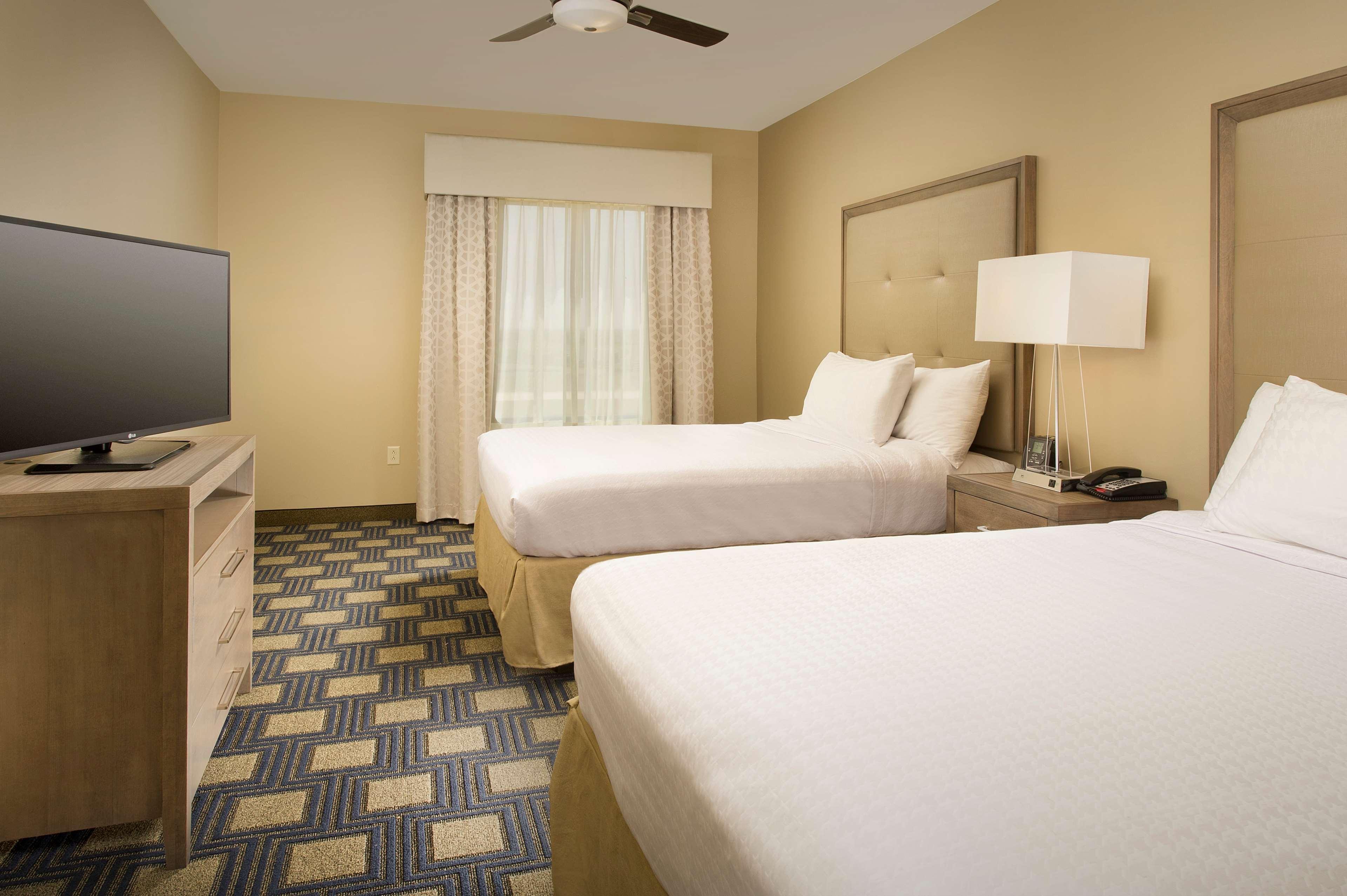Homewood Suites By Hilton Midland Extérieur photo