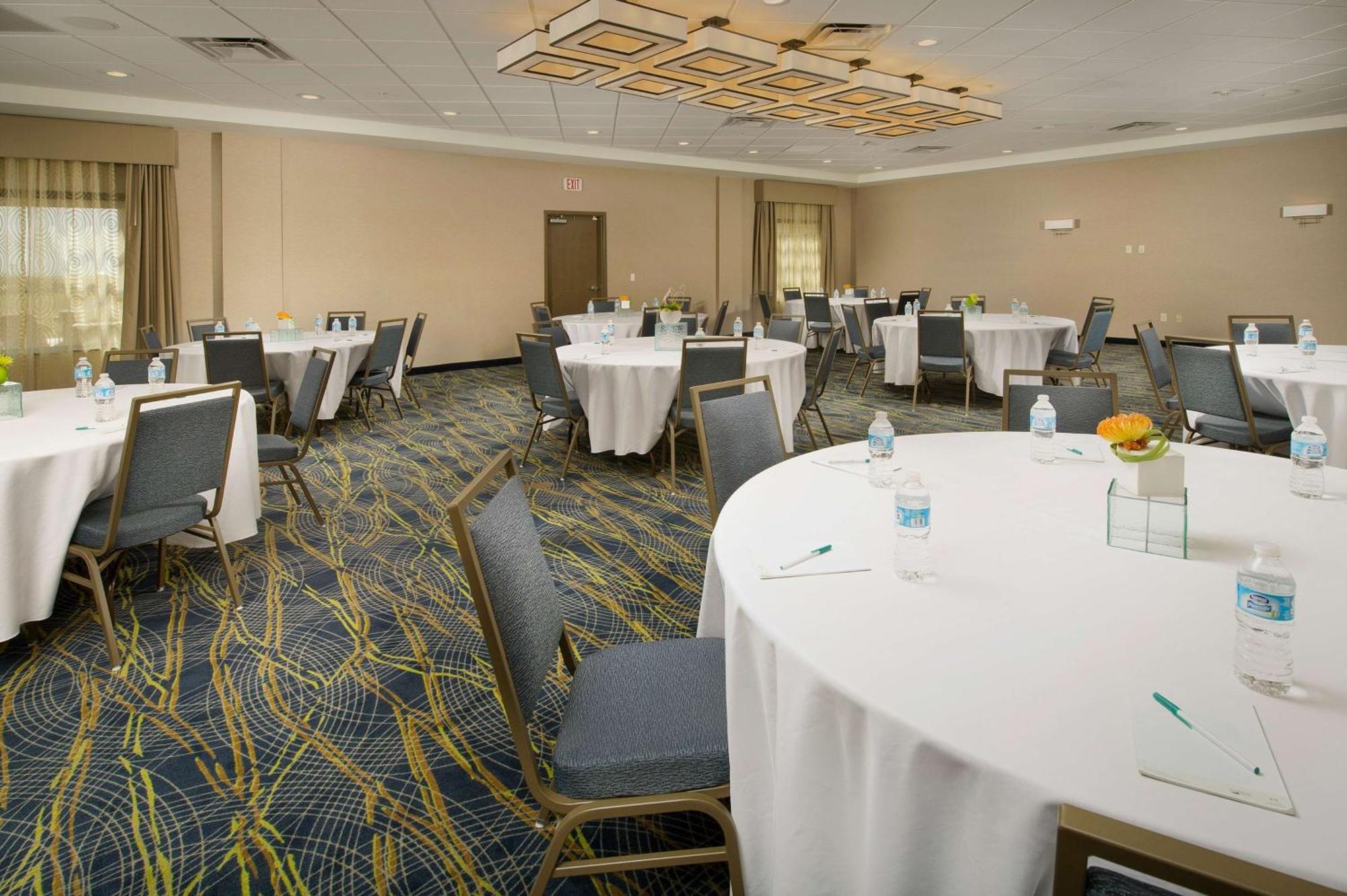 Homewood Suites By Hilton Midland Extérieur photo